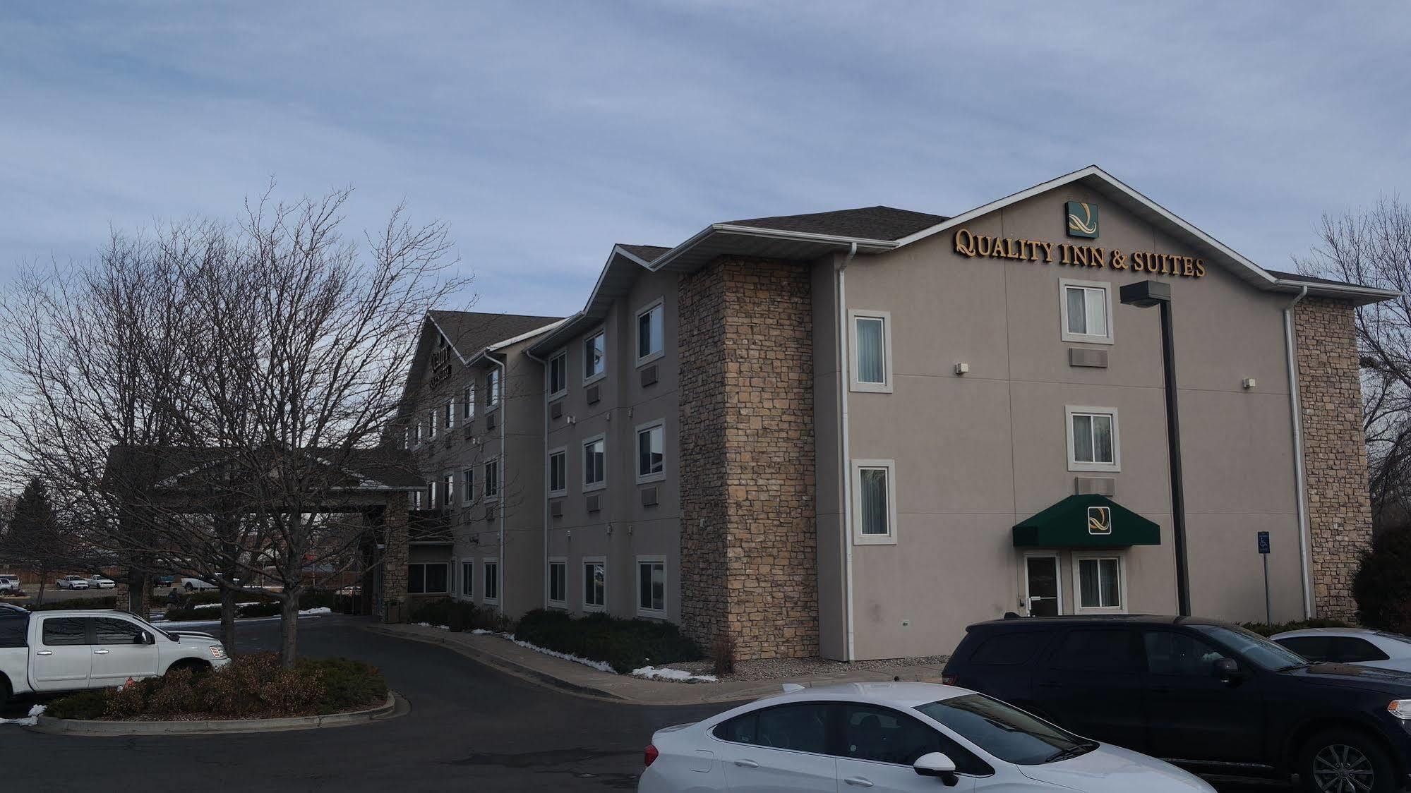 Quality Inn & Suites Loveland Exteriér fotografie